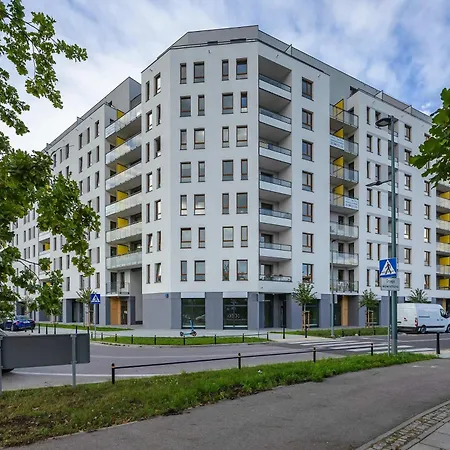 Elegant Koscieszow In With Parking By Renters ורשה